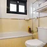 Amadeus Tatil Evi La Oliva