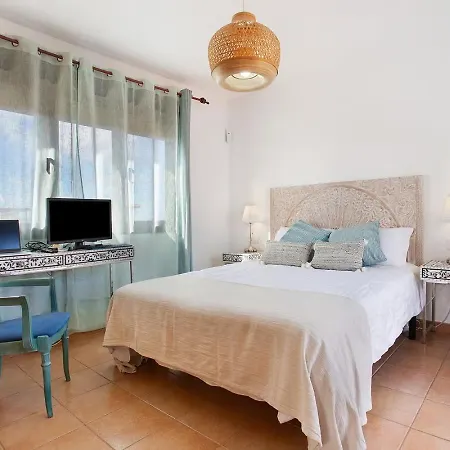 Amadeus Holiday home *