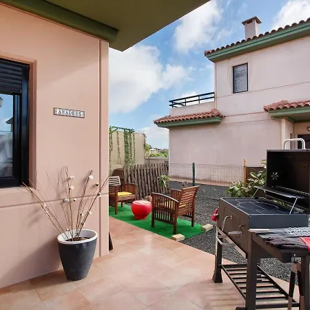 Amadeus Holiday home La Oliva